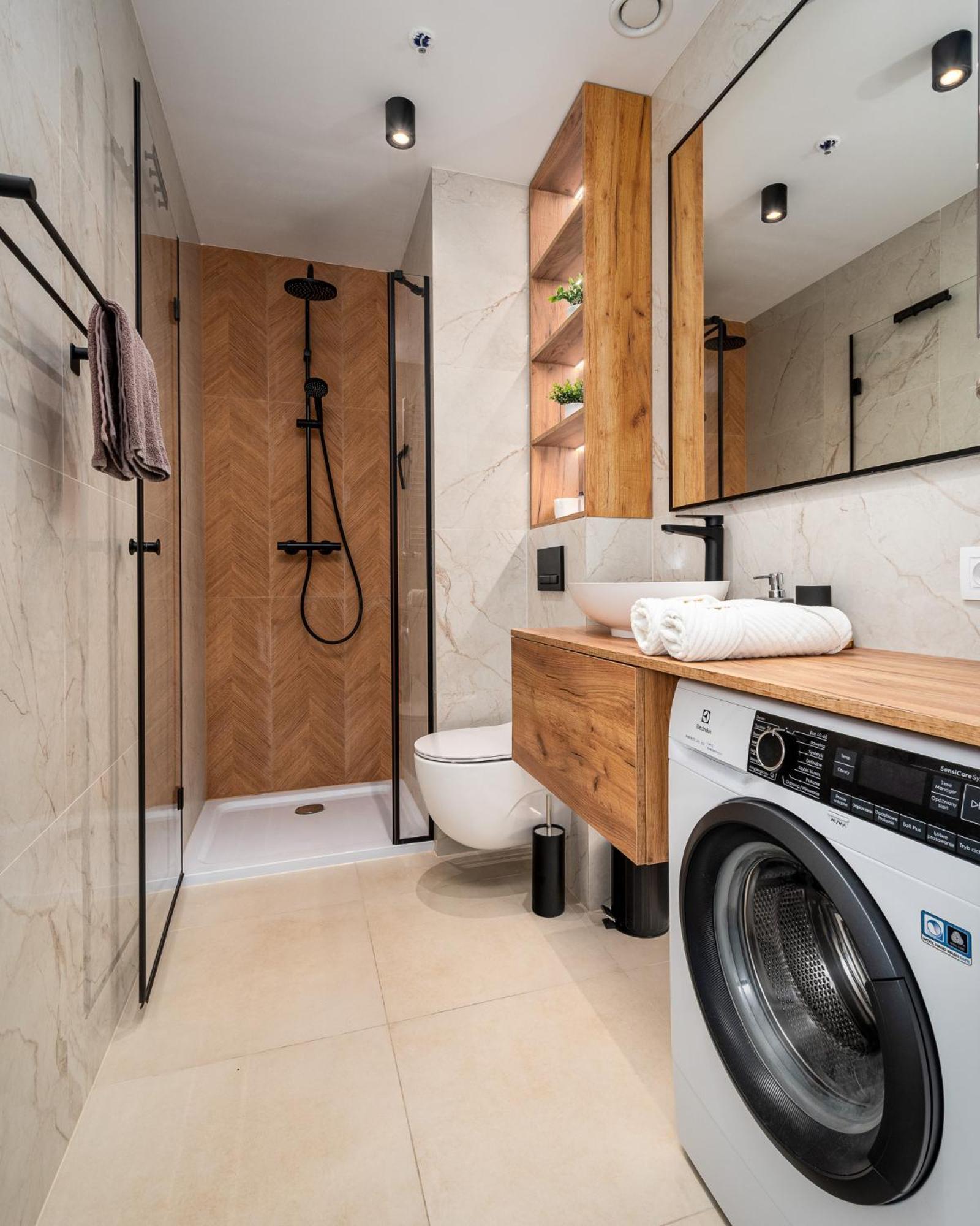 Wola Tower Deluxe Separate Bedroom With Free Garage - By Perfect Apart Варшава Экстерьер фото